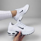 Buty damskie sportowe